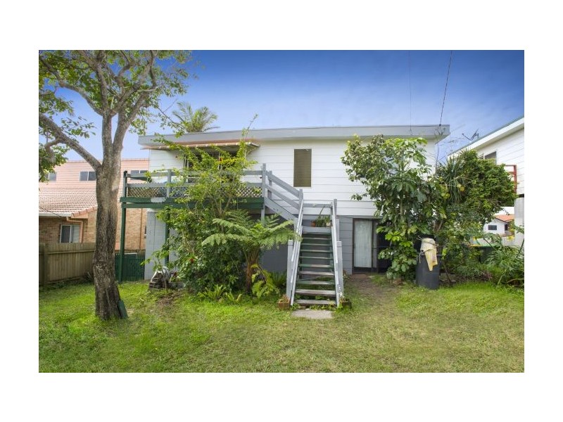 51 Bluegum Avenue, Sandy Beach NSW 2456