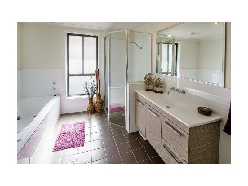 11 Vista Close, Woolgoolga NSW 2456