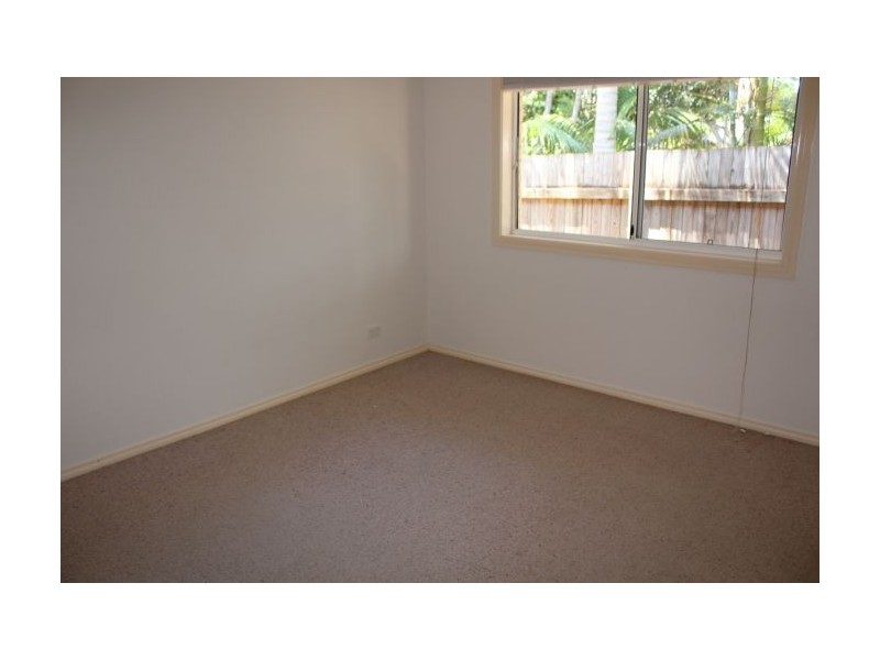 24 Oceanlinks Close, Safety Beach NSW 2456