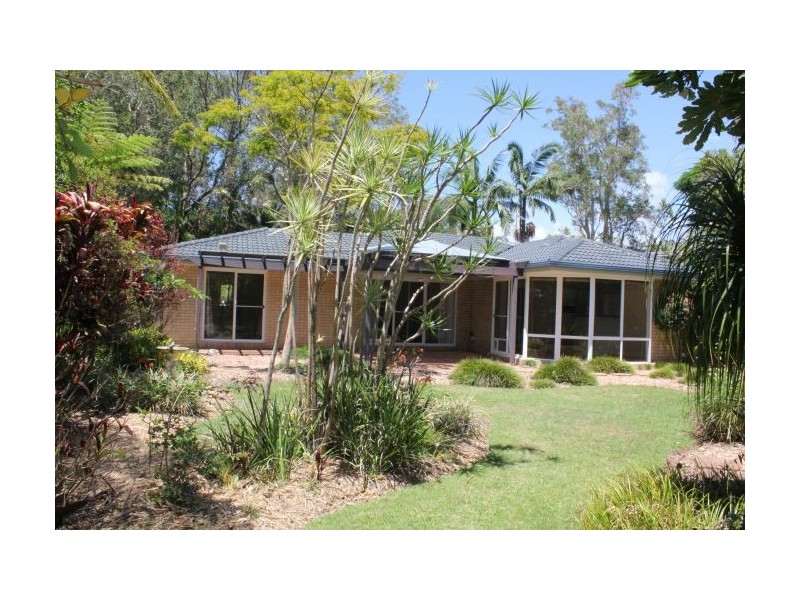 24 Oceanlinks Close, Safety Beach NSW 2456