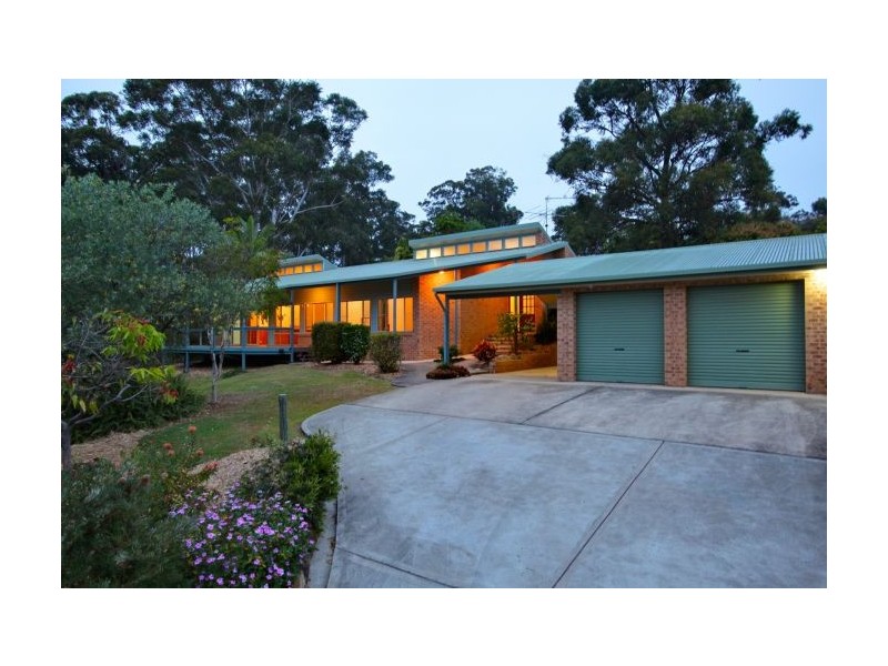 10 St Andrews Dr, Woolgoolga NSW 2456