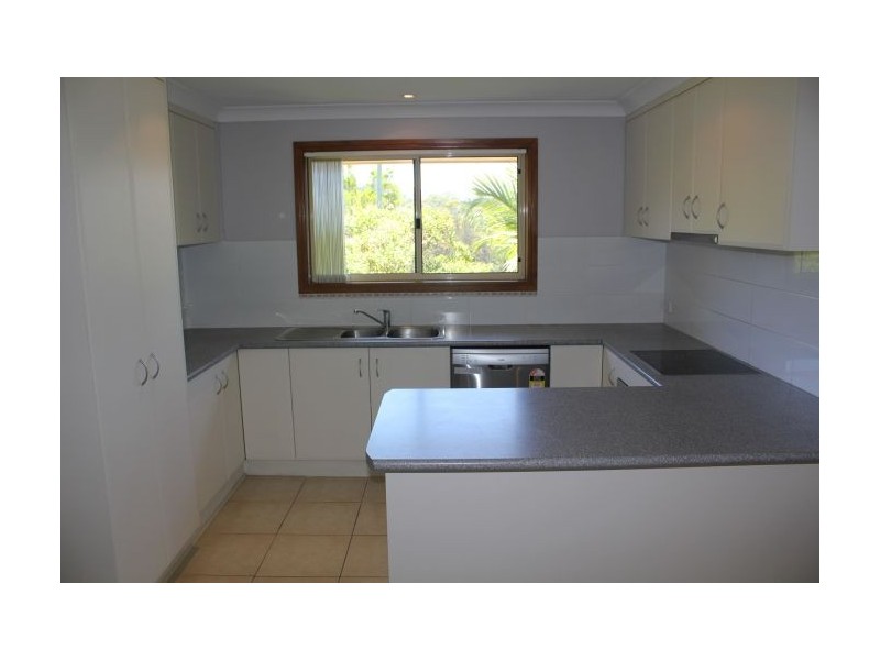 1B Gwen Close, Emerald Beach NSW 2456