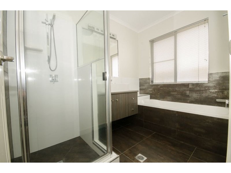 10 Crestview Cres, Bucasia QLD 4750