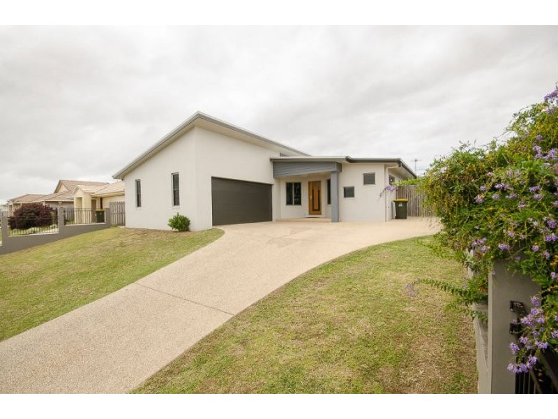10 Crestview Cres, Bucasia QLD 4750