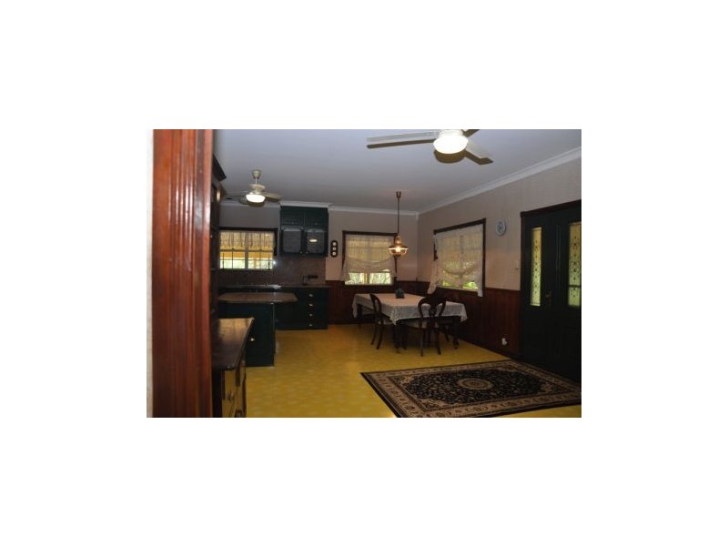 3 Russell Ave, Slade Point QLD 4740