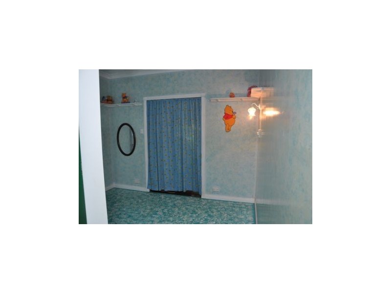 3 Russell Ave, Slade Point QLD 4740