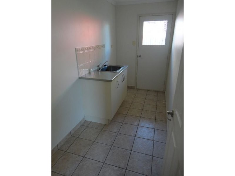 8 Seacove Court, Eimeo QLD 4740