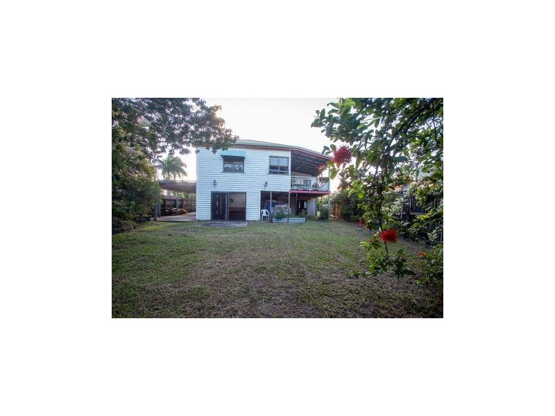 35 Juliet Street, South Mackay QLD 4740