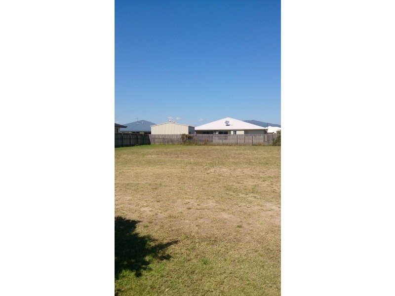 15 Katey Crescent, Mirani QLD 4754