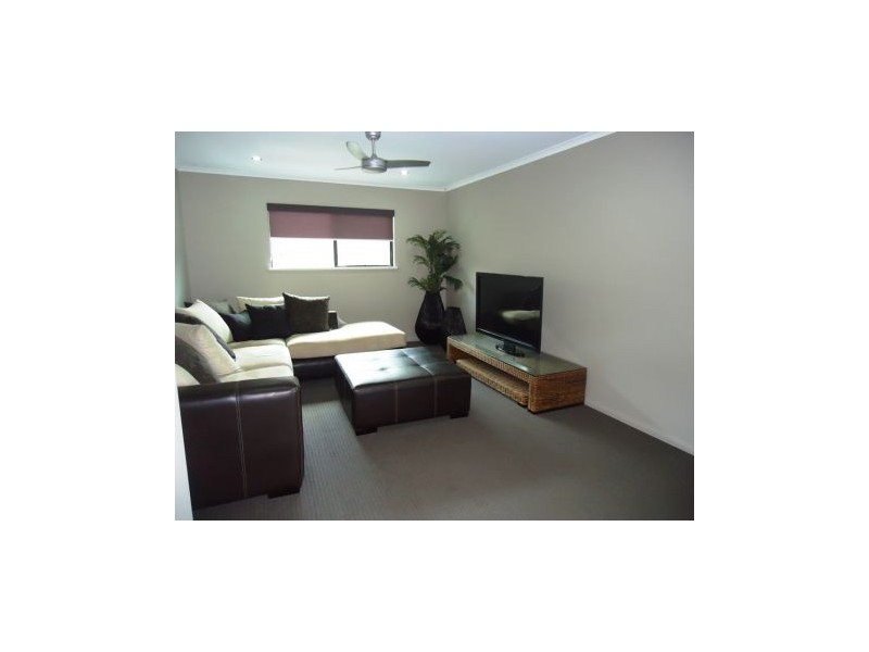 10 Kerrisdale Crescent, Beaconsfield QLD 4740