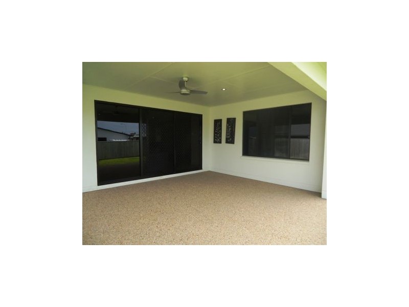 10 Kerrisdale Crescent, Beaconsfield QLD 4740