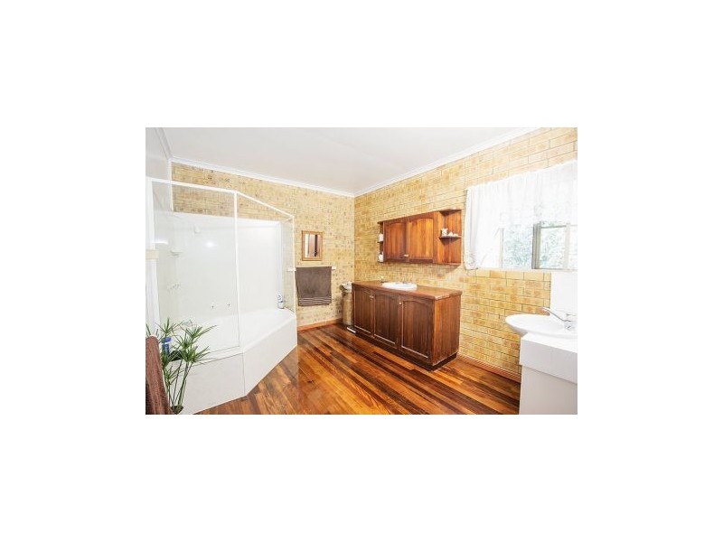 6 Leap Station Road North, Mackay QLD 4740