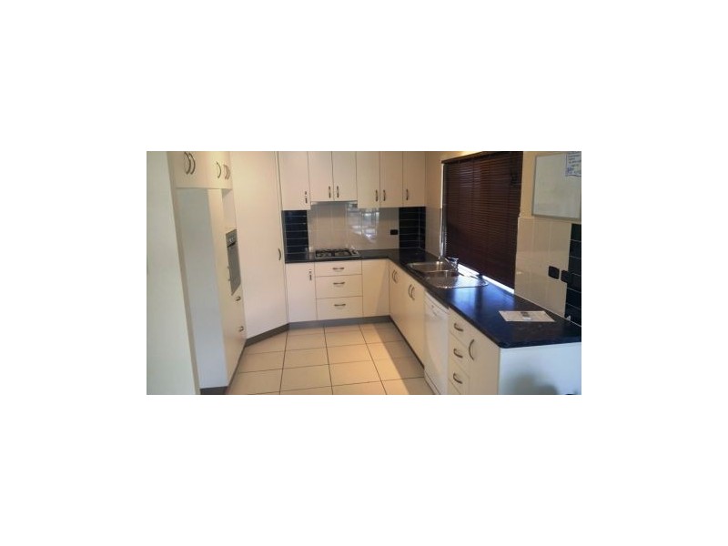 4 Dan Court, Walkerston QLD 4751