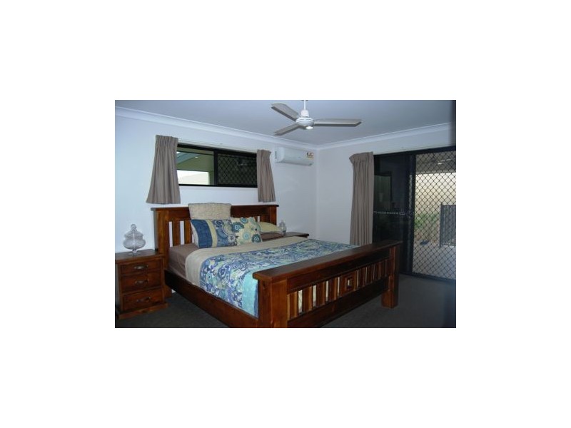 10 Amelia Drive, Mirani QLD 4754