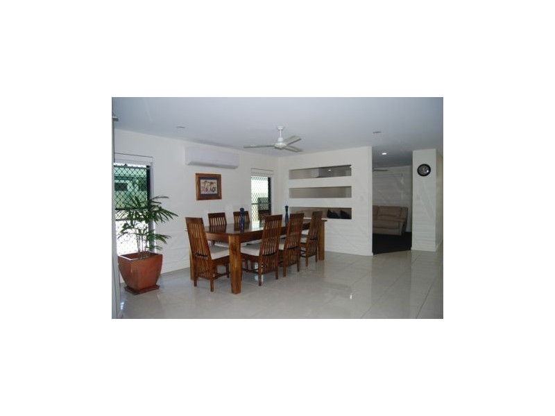5 Floresta Lane, Beaconsfield QLD 4740