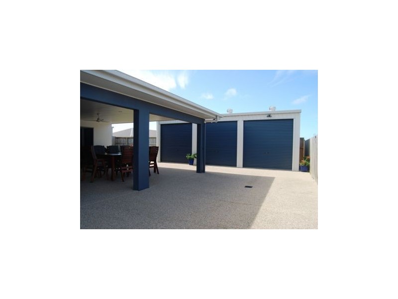 5 Floresta Lane, Beaconsfield QLD 4740