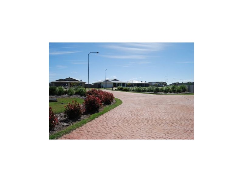 5 Floresta Lane, Beaconsfield QLD 4740