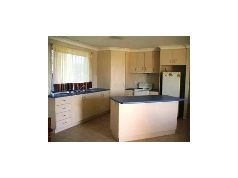 16 Cassia Court, Nebo QLD 4742