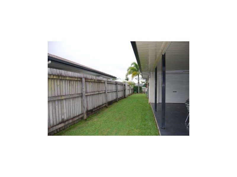 22 Victor Ave, Glenella QLD 4740