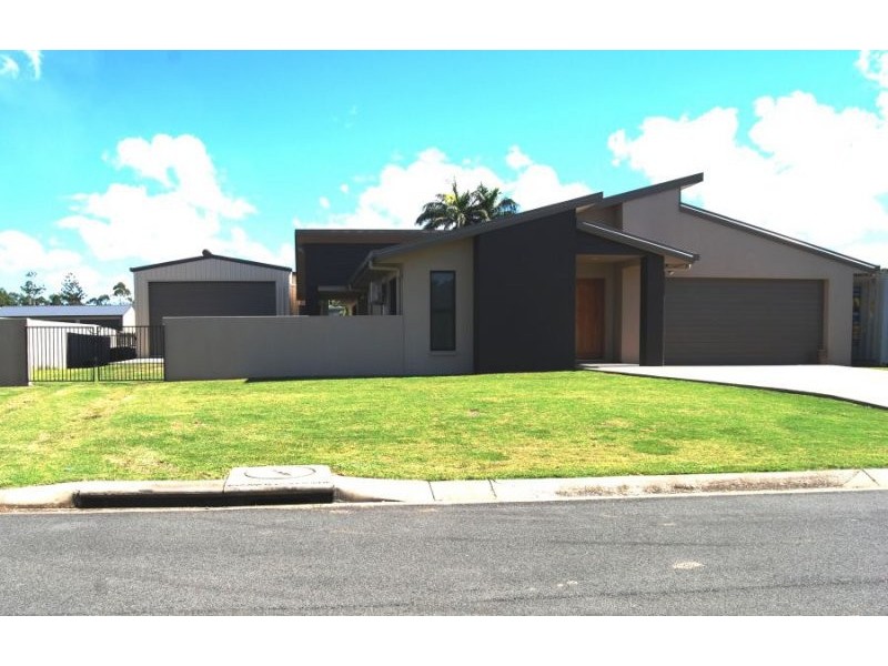 4 Collett Court, Marian QLD 4753
