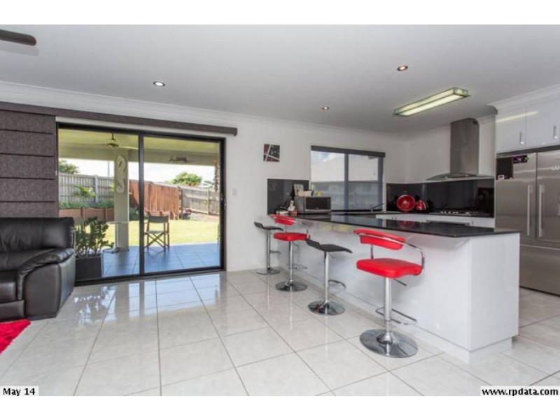 37 Raffia Street, Rural View QLD 4740