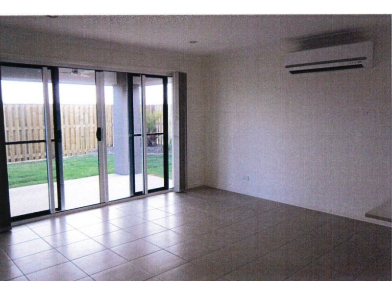 75 Newport Parade, Blacks Beach QLD 4740