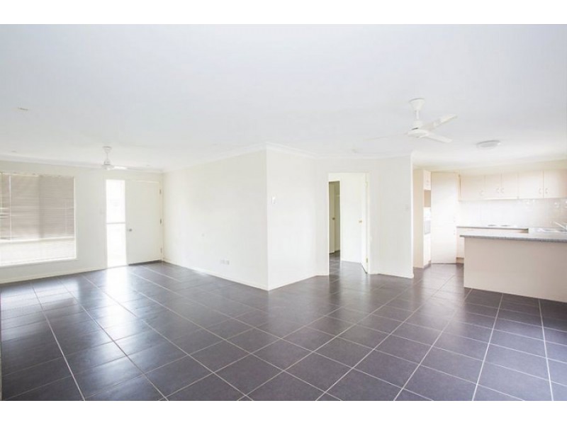 50 Cassia Court, Nebo QLD 4742