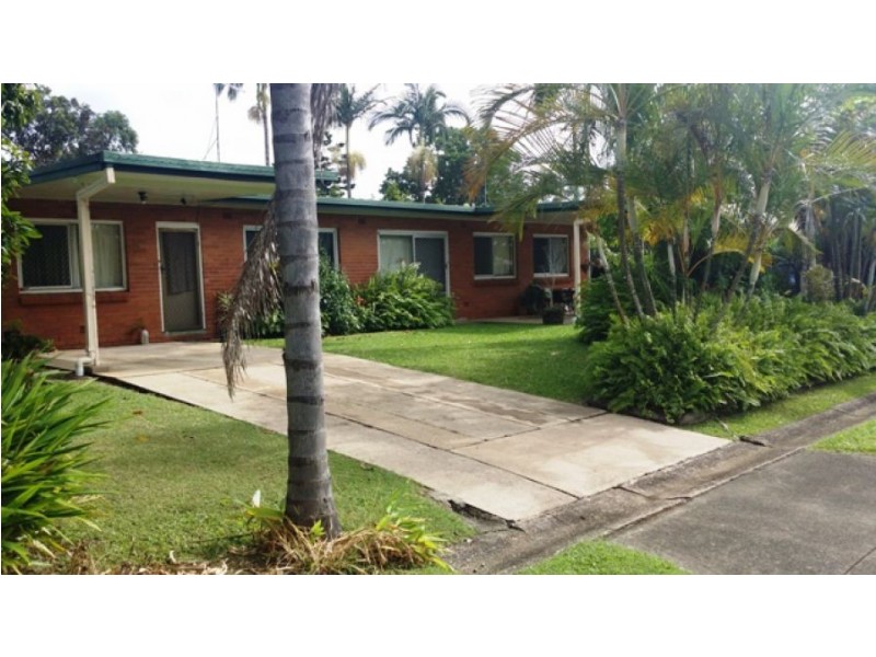 Units 1,2,3,4 /15 Anzac Street, Sarina QLD 4737