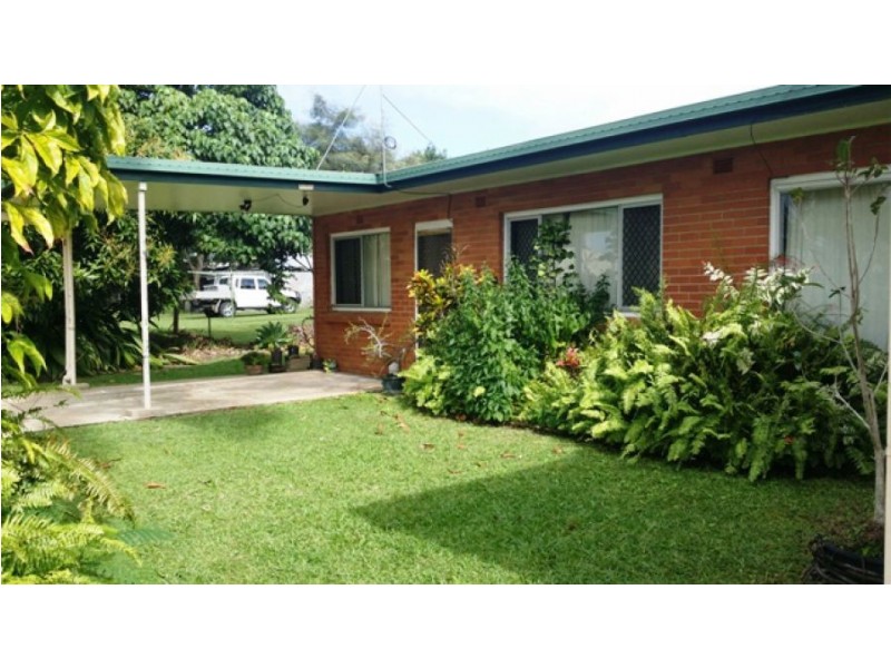 Units 1,2,3,4 /15 Anzac Street, Sarina QLD 4737