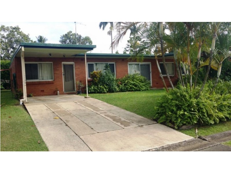 Units 1,2,3,4 /15 Anzac Street, Sarina QLD 4737