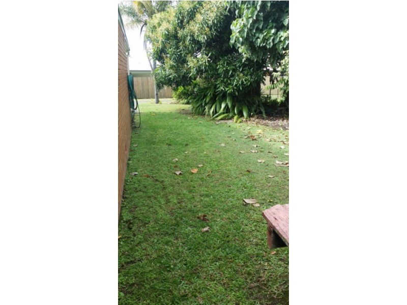 Units 1,2,3,4 /15 Anzac Street, Sarina QLD 4737