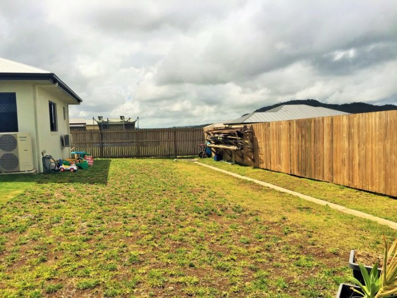 10 Hoffman Drive, Marian QLD 4753