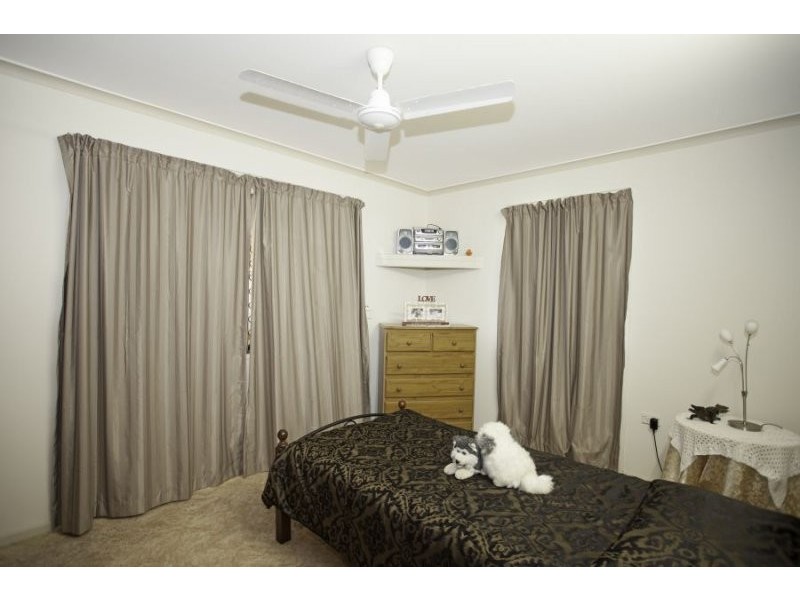 14 Cilla Hill Crt, Sarina Beach QLD 4737