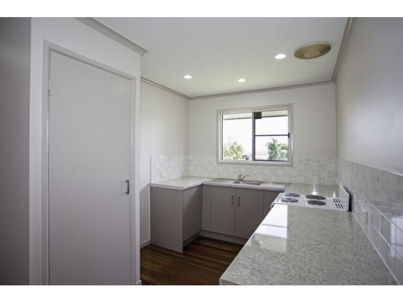 14 Cilla Hill Crt, Sarina Beach QLD 4737