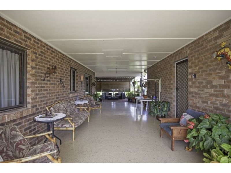 14 Cilla Hill Crt, Sarina Beach QLD 4737