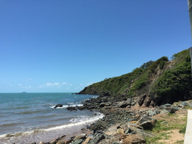 14 Cilla Hill Crt, Sarina Beach QLD 4737