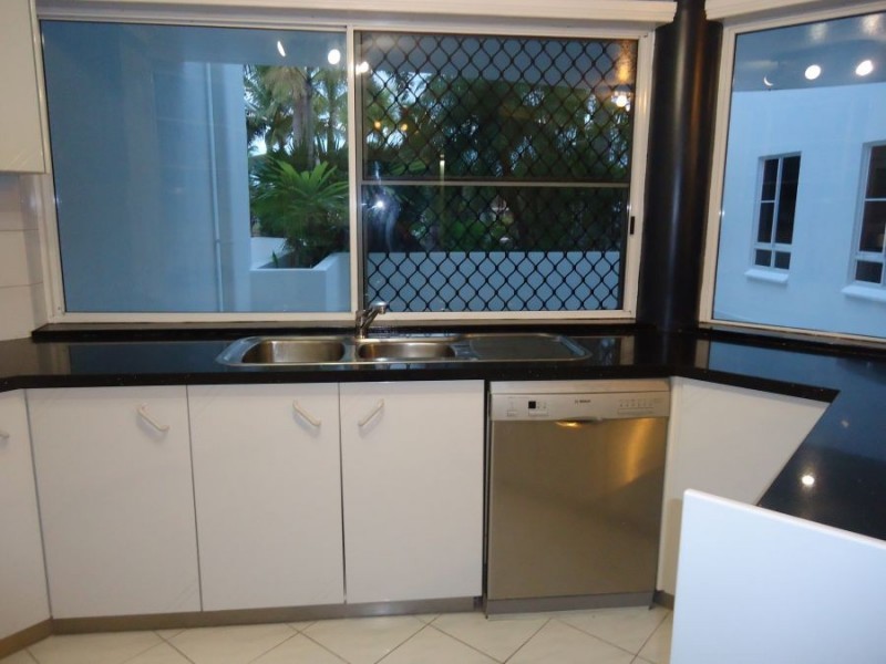 Apartment 2 4-6 Prudhoe Street, East Mackay QLD 4740