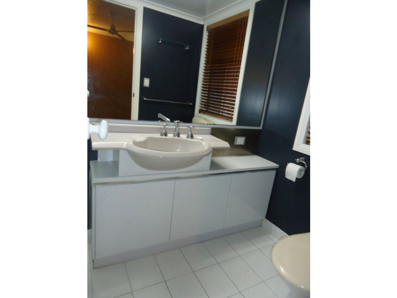 Apartment 2 4-6 Prudhoe Street, East Mackay QLD 4740