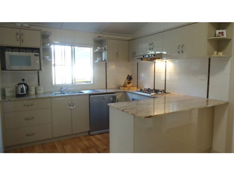 36 Holland Street, West Mackay QLD 4740