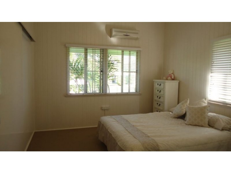 36 Holland Street, West Mackay QLD 4740