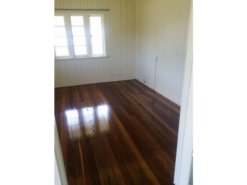 181 Nebo Road, West Mackay QLD 4740