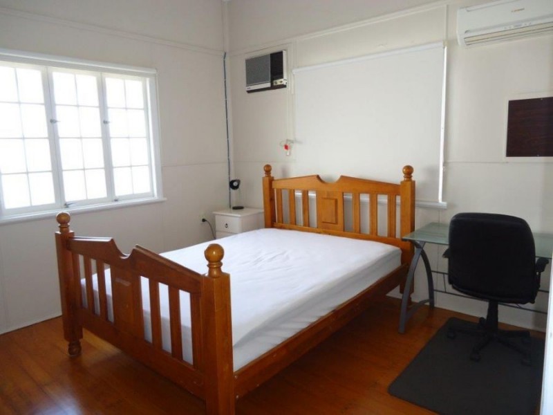 33B Peel St, Mackay QLD 4740