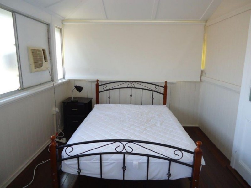 33B Peel St, Mackay QLD 4740