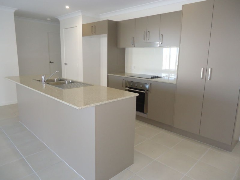 9 Elizabeth, Mirani QLD 4754