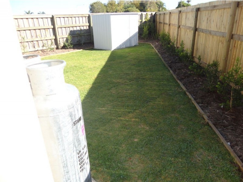 2/12 Halifax Place, Eimeo QLD 4740