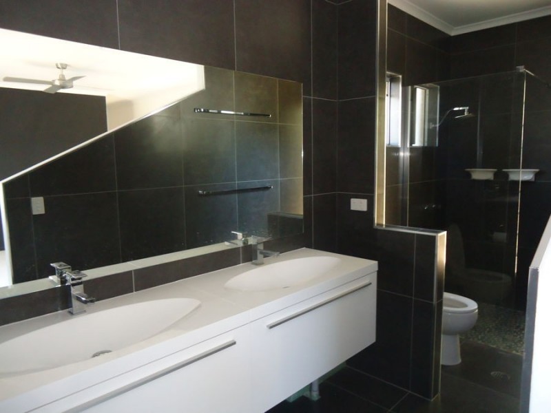 10 Anglers Parade, Blacks Beach QLD 4740