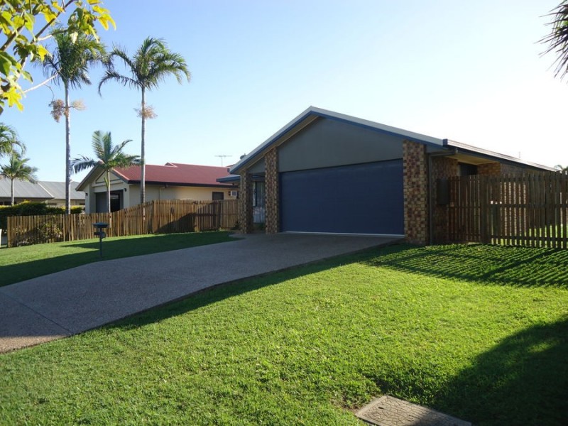 3 Kensington Court, Glenella QLD 4740