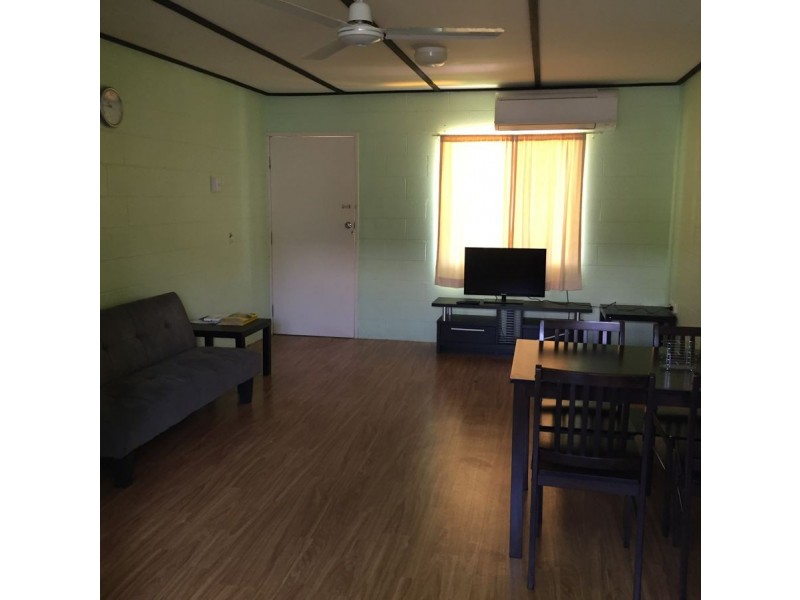 2/30 Canberra St, North Mackay QLD 4740