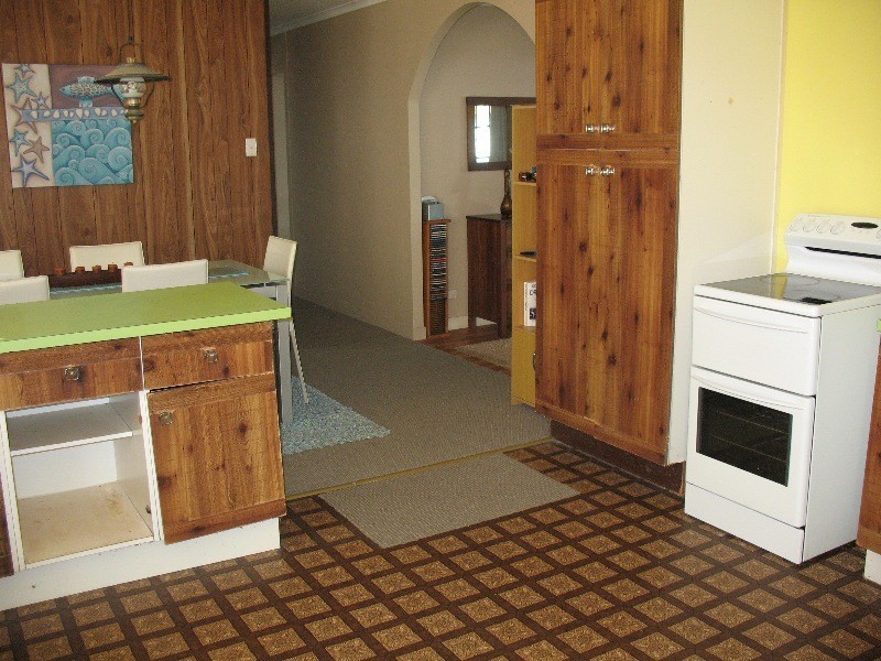 24 Pacific Esplanade, Slade Point QLD 4740