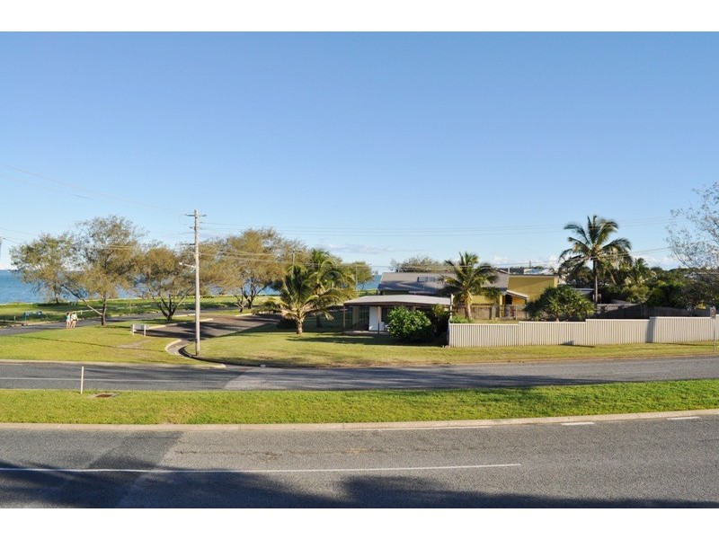24 Pacific Esplanade, Slade Point QLD 4740